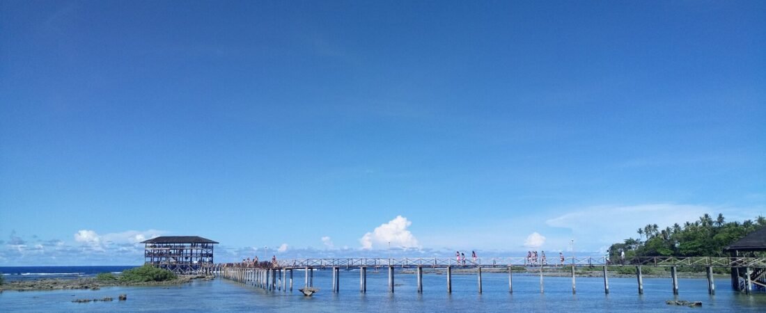 Best Surf Spots and Things to Do in Siargao