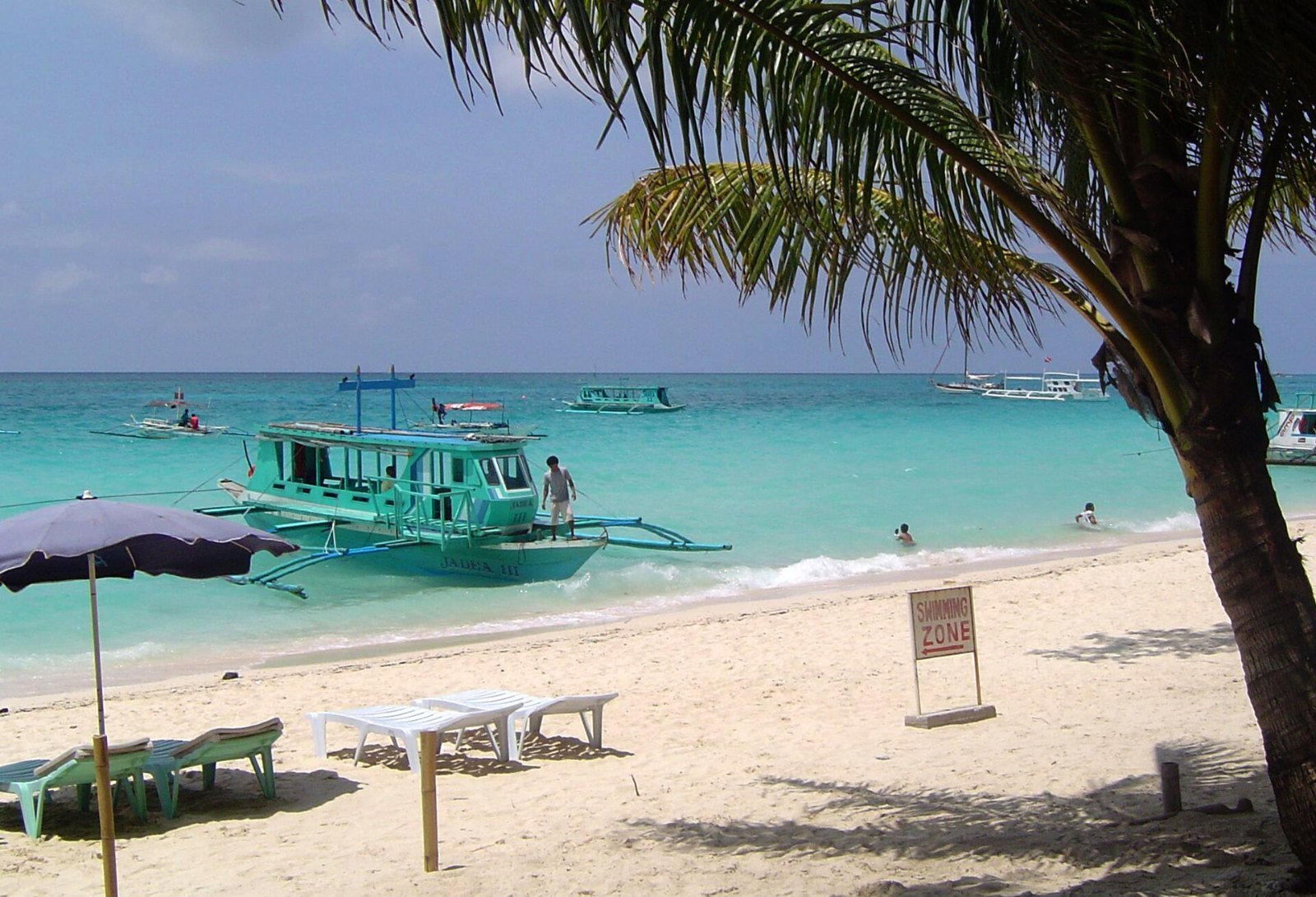 Boracay vs Phuket: Choosing Your Luxury Beach Base in 2026