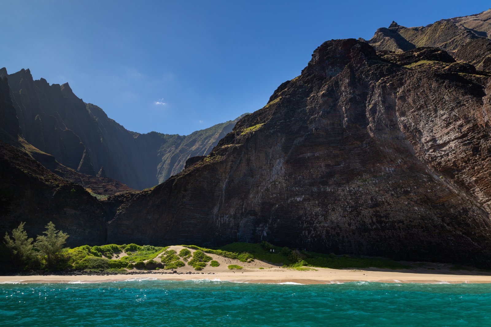 Best Luxury Resorts in Kauai, Hawaii (2026 Guide)
