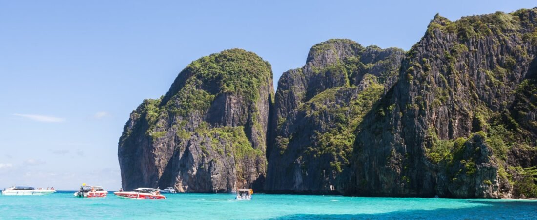 Koh Phi Phi vs Koh Lanta 2026: Which Island?