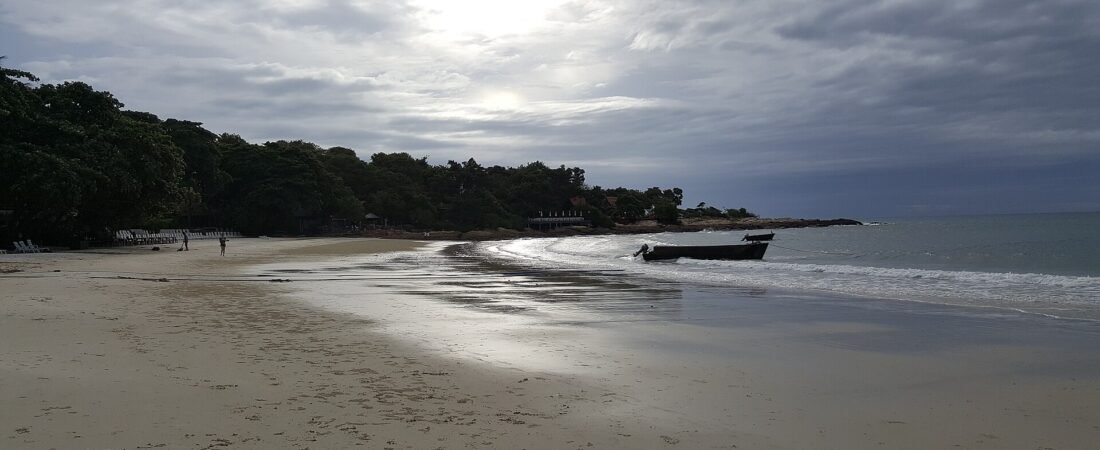 Koh Samet vs Koh Chang 2026: Which Island?