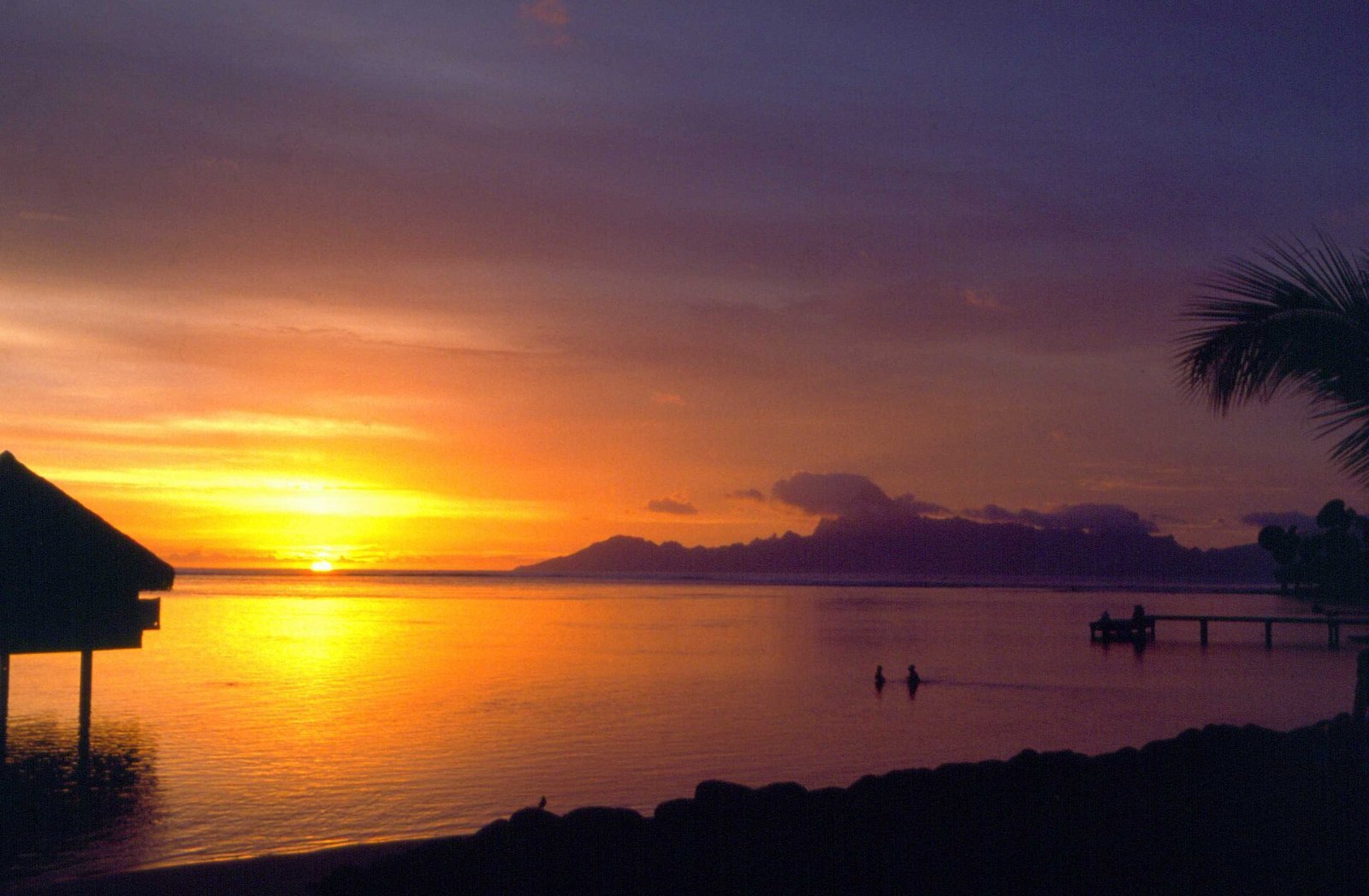 Best Luxury Resorts in Tahiti, French Polynesia (2026)