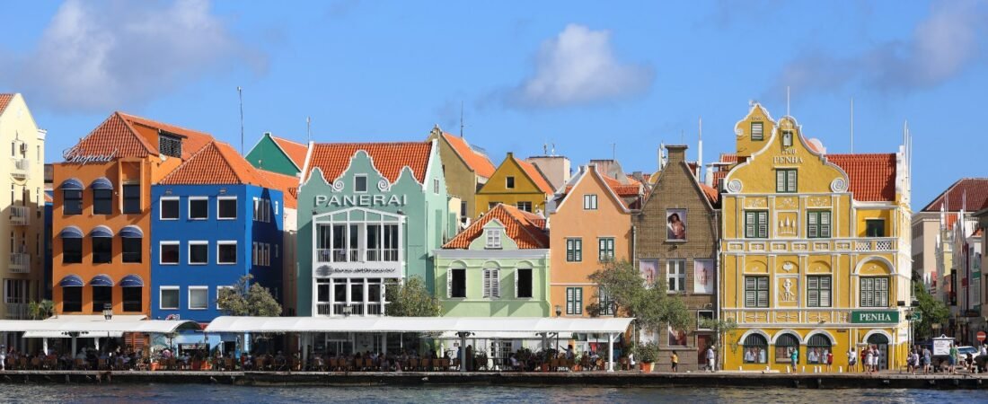 Bonaire vs Curacao: Best Caribbean Island for 2026?