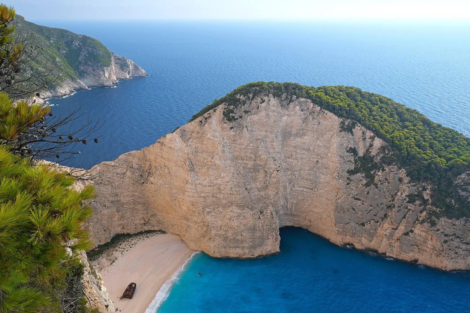 Best Honeymoon Resorts in Zakynthos (2026)