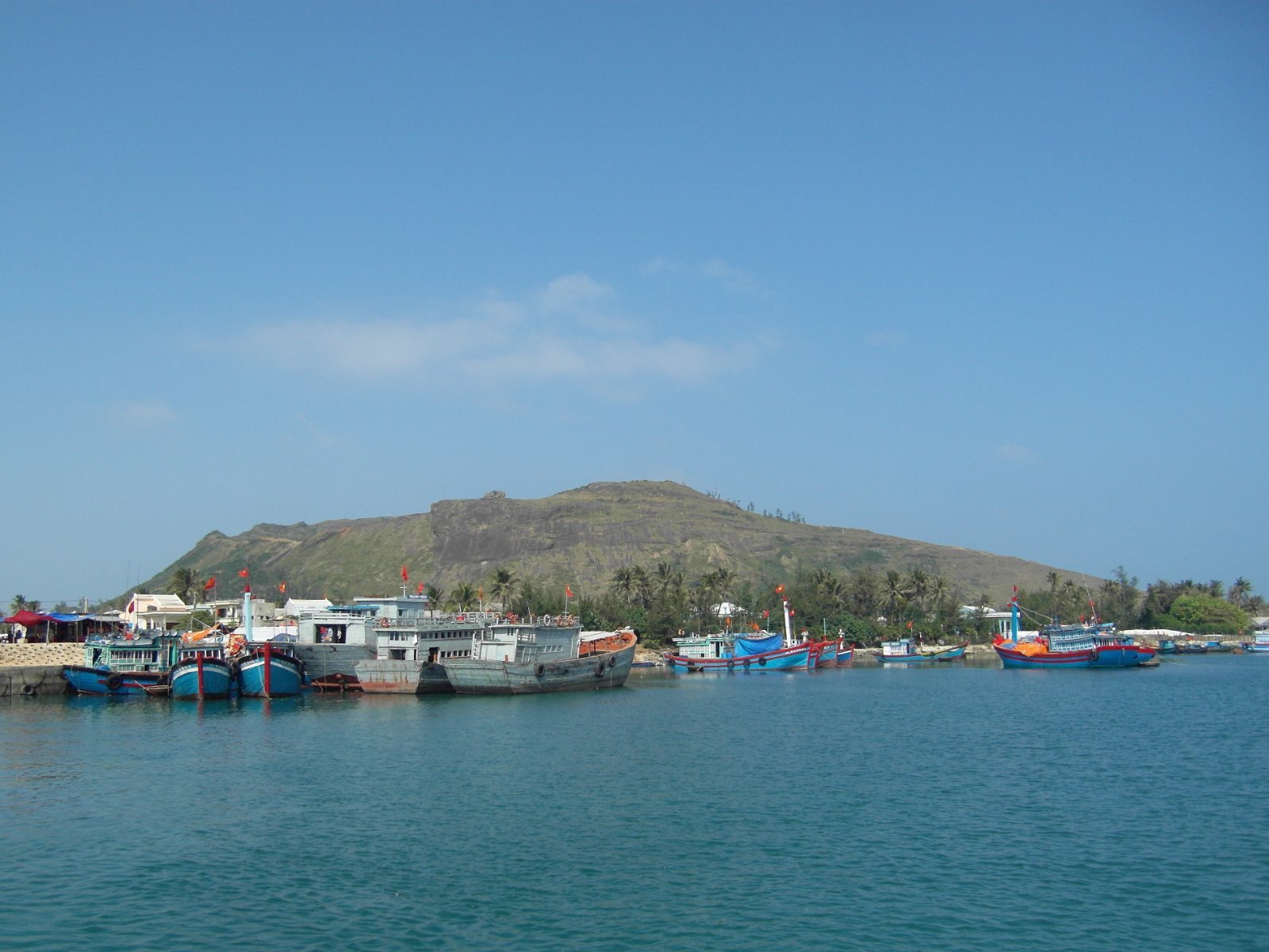 How to Get to Ly Son Island From Da Nang and Hoi An