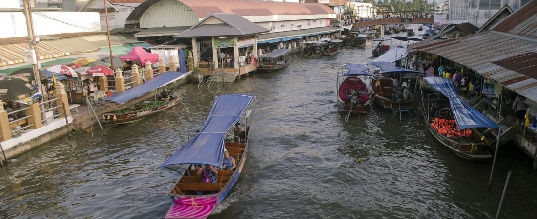 Bangkok’s Best Floating and Night Markets