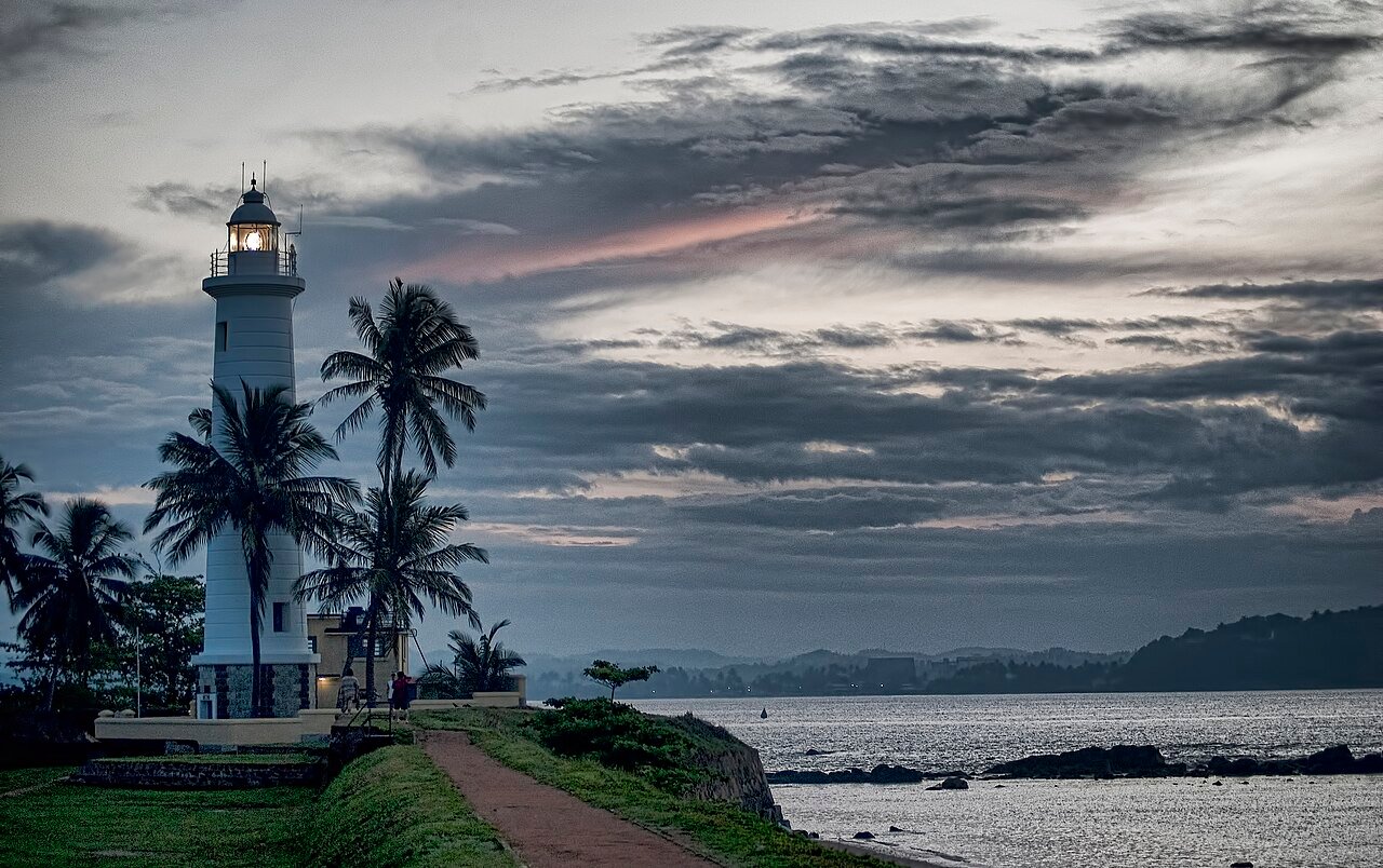 Galle Lighthouse, Sri Lanka · illustrative photograph · Photo: Philip Nalangan, CC BY 4.0, via Wikimedia Commons