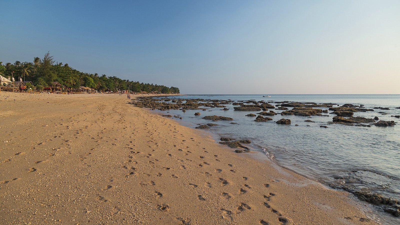 Khao Lak vs Koh Lanta 2026: Which Suits You?