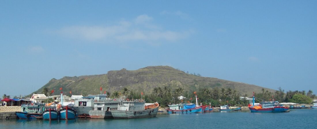 Best Time to Visit Ly Son Island 2026