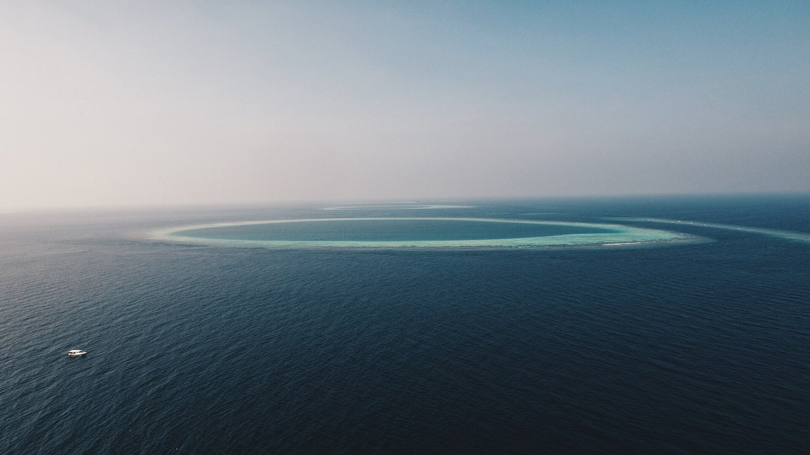 LUX* South Ari Atoll Guide 2026 + 5 Alternatives