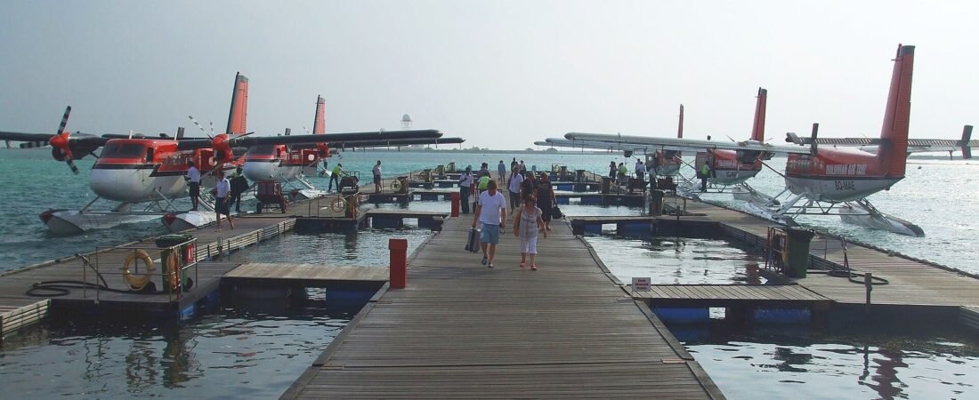 Maldives Resort Transfers 2026: Seaplane vs Speedboat