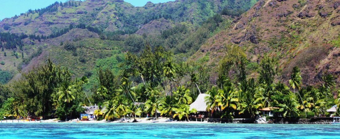 Moorea Honeymoon Guide 2026