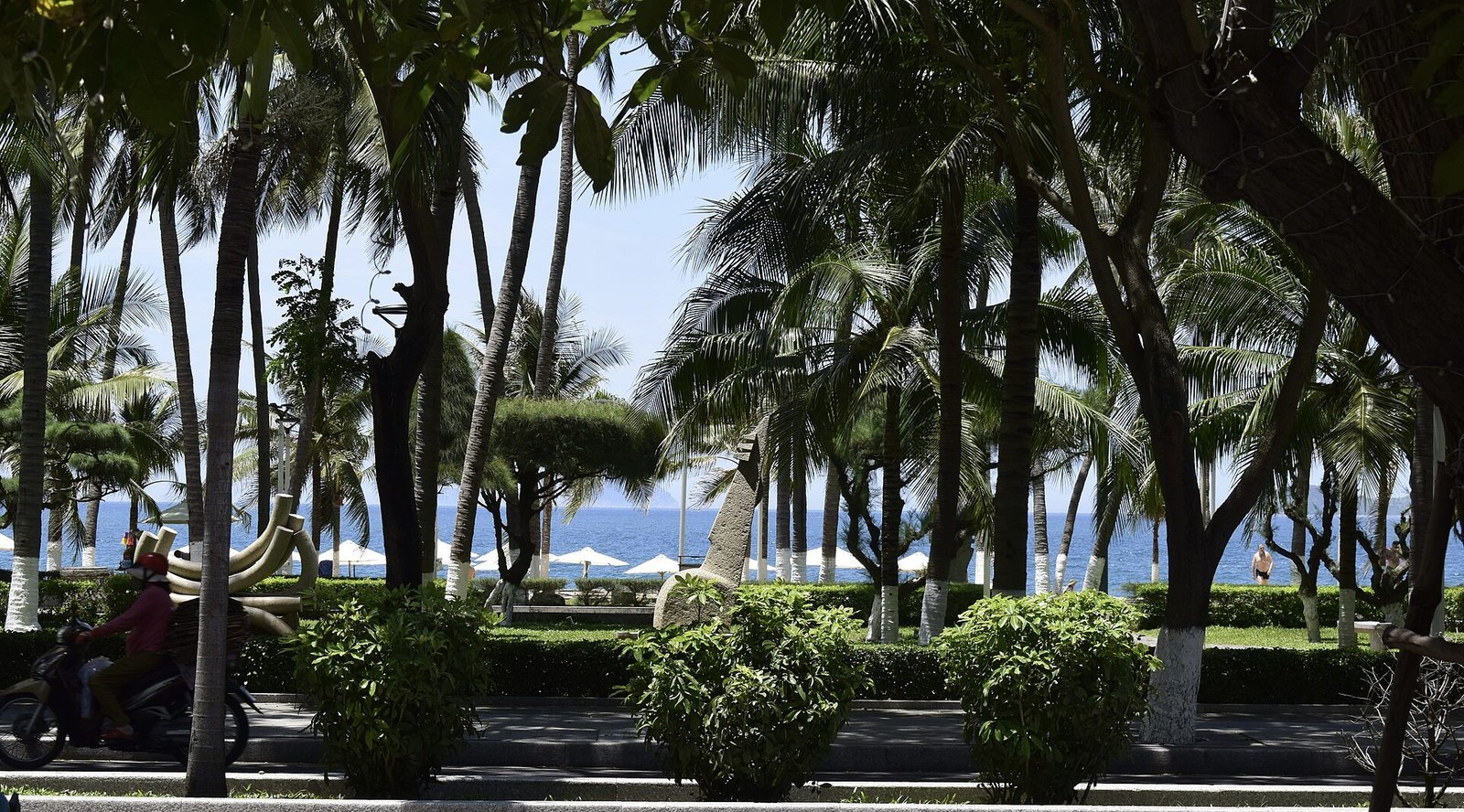 Nha Trang vs Mui Ne: Which Fits Your Trip?