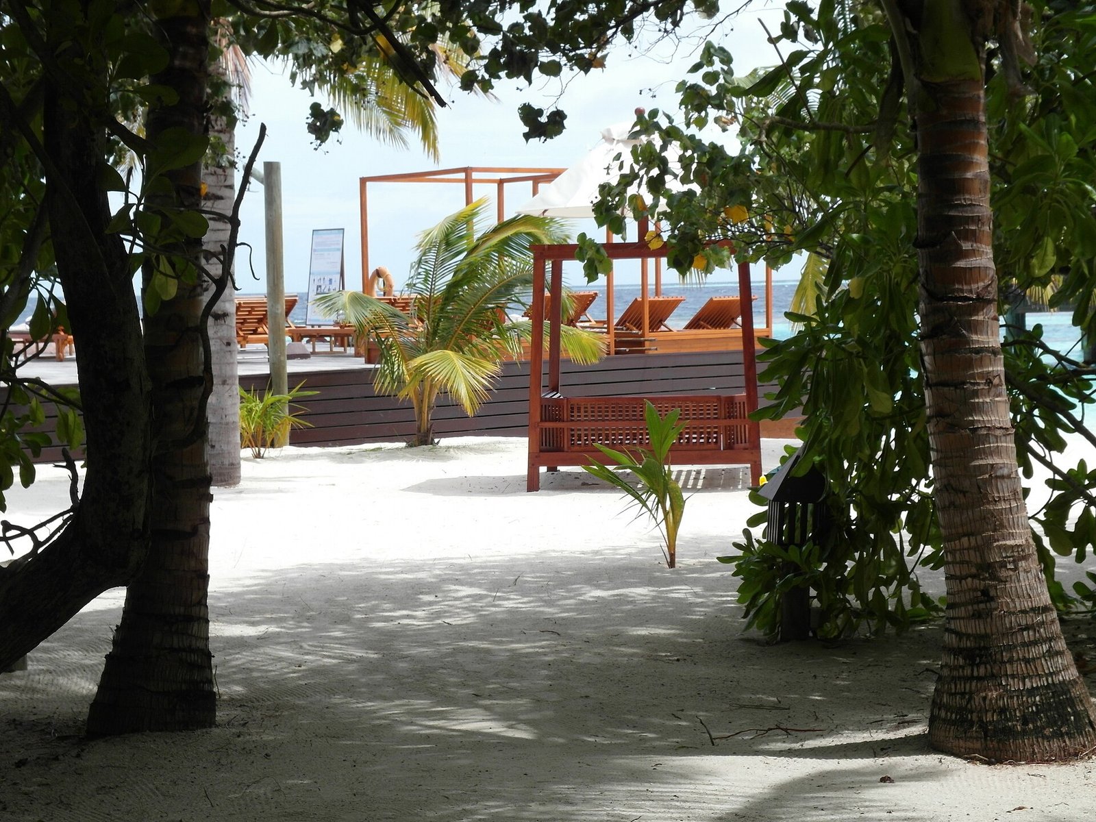 Lily Beach Island Resort Hotel 荔荔島灘度假村 — Photo: lienyuan lee, CC BY 3.0, via Wikimedia Commons