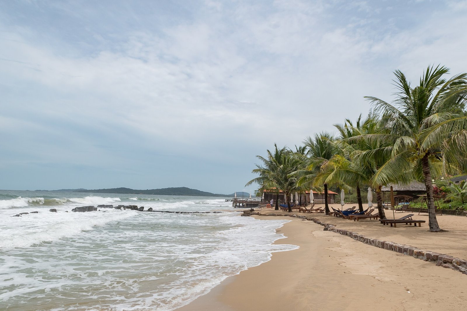 Amazing beach on Phu Quoc island Vietnam Vietnam Saigon — Photo: dronepicr, CC BY 2.0, via Wikimedia Commons