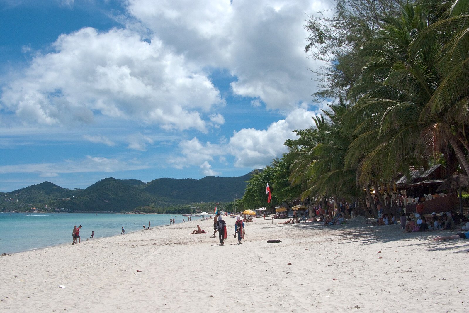 Koh Samui, Surat Thani, Thailand. — Photo: Vyacheslav Argenberg, CC BY 4.0, via Wikimedia Commons