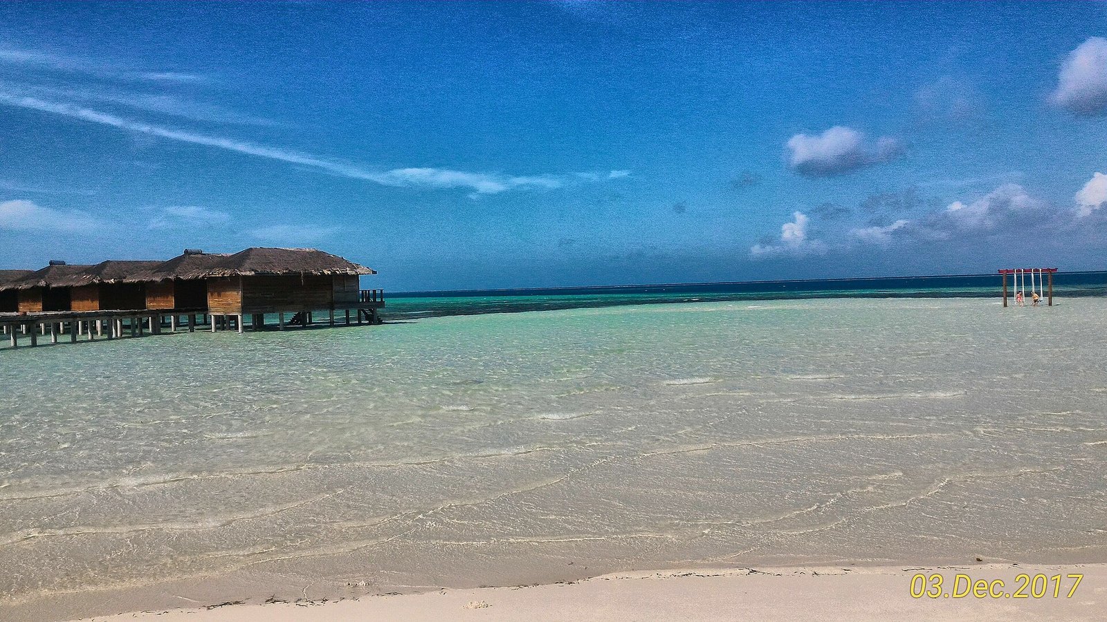 View from the beach at Medhufushi Island Resort in the Maldives — Photo: Priyaflorenceshah, CC BY-SA 4.0, via Wikimedia Commons