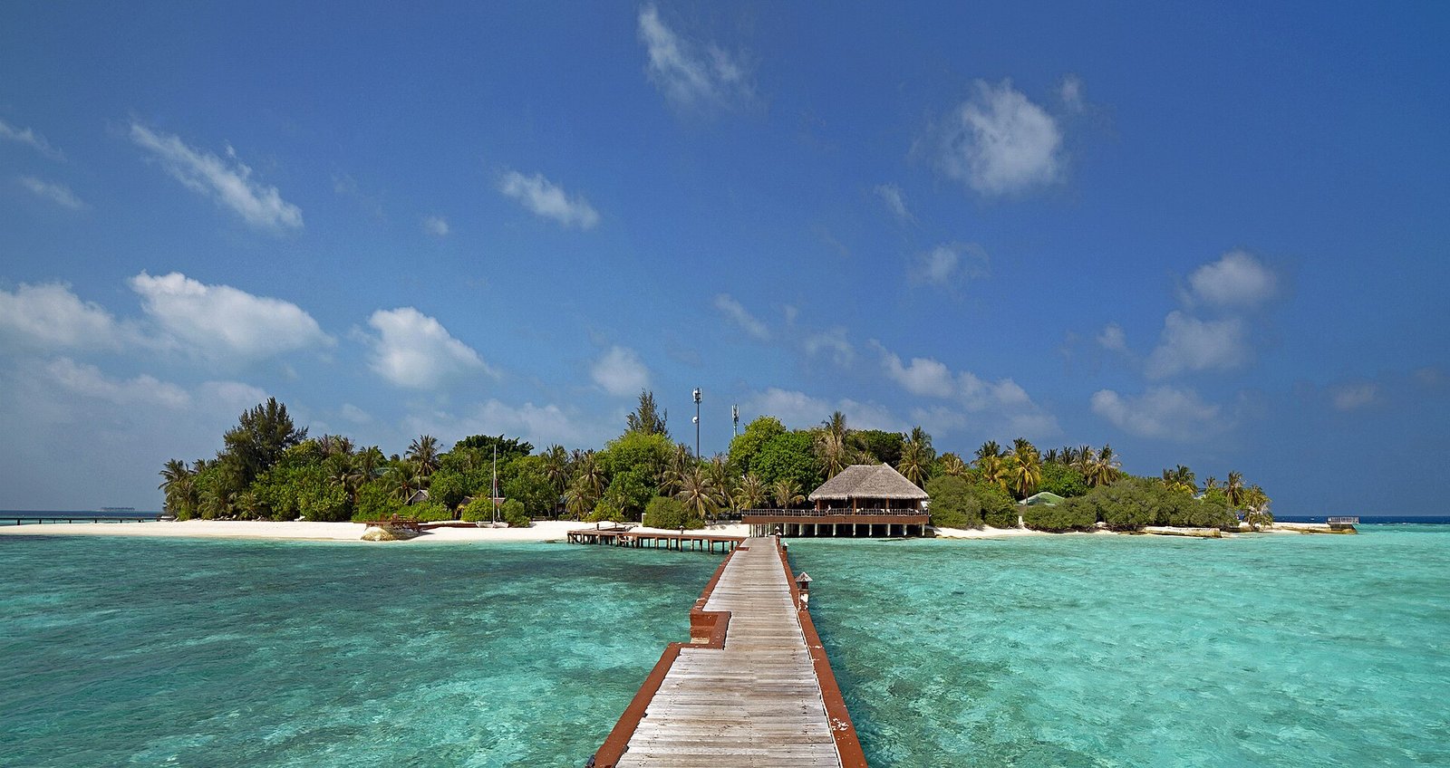 Eriyadu Island. View from the south. Maldives — Photo: Ввласенко, CC BY-SA 3.0, via Wikimedia Commons
