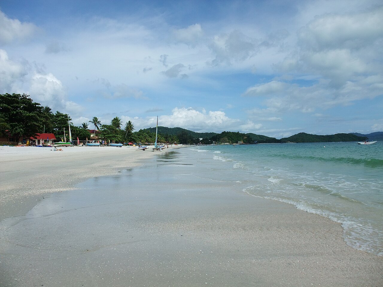 Pantai Cenang, Langkawi · illustrative photograph