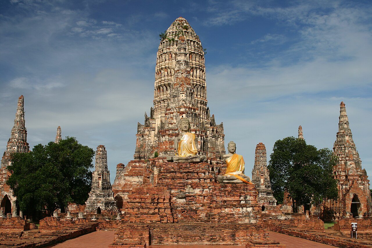 Wat Chaiwatthanaram, Ayutthaya · illustrative photograph · Photo: Evilarry, Public domain, via Wikimedia Commons