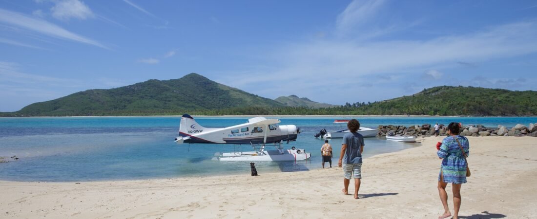 Yasawa vs Mamanuca Islands 2026: Which Fiji Group?